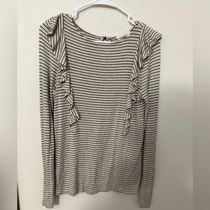 Chic Black and White Striped Long Sleeve Top
